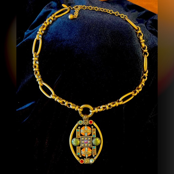 Chico’s necklace in perfect condition. - Picture 1 of 3